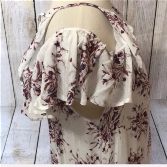 Floral print cold shoulder dress - Picture 4 of 7